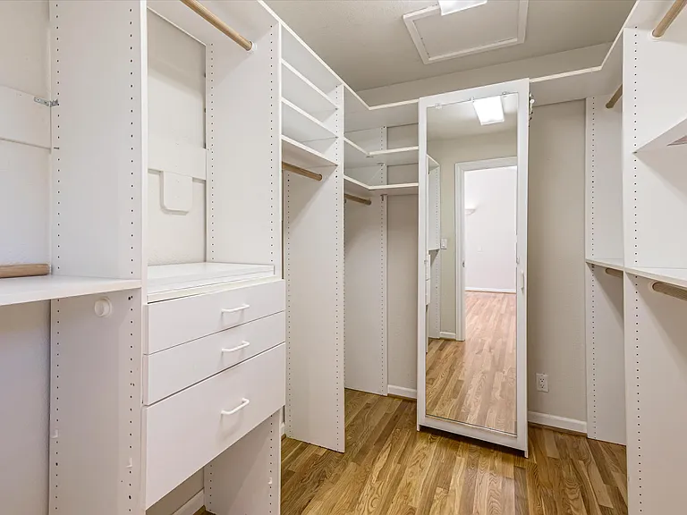 794 Manor Way — Photo 32