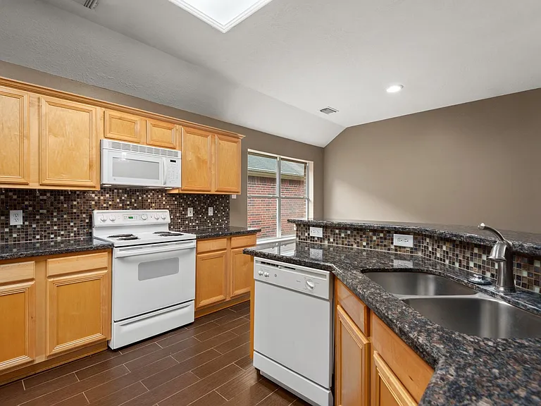 20123 Glen Burn Ct — Photo 7