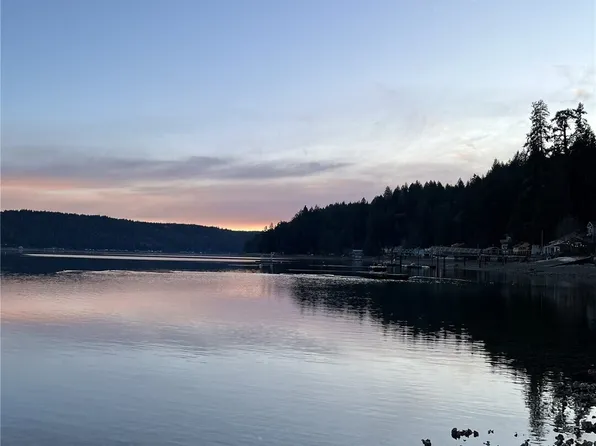10731 NE North Shore Road, Belfair, WA 98528