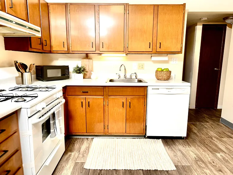 32 McElree Rd #B4 — Photo 9