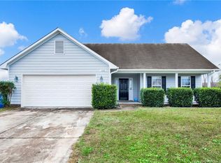 122 Cavalier Dr, Raeford, NC 28376