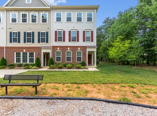 4892 Dane Ridge Cir, Woodbridge, VA 22193