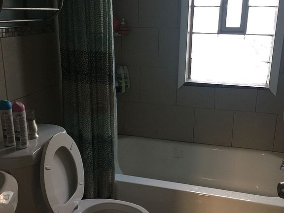 4th image of 16109 Bringard Dr