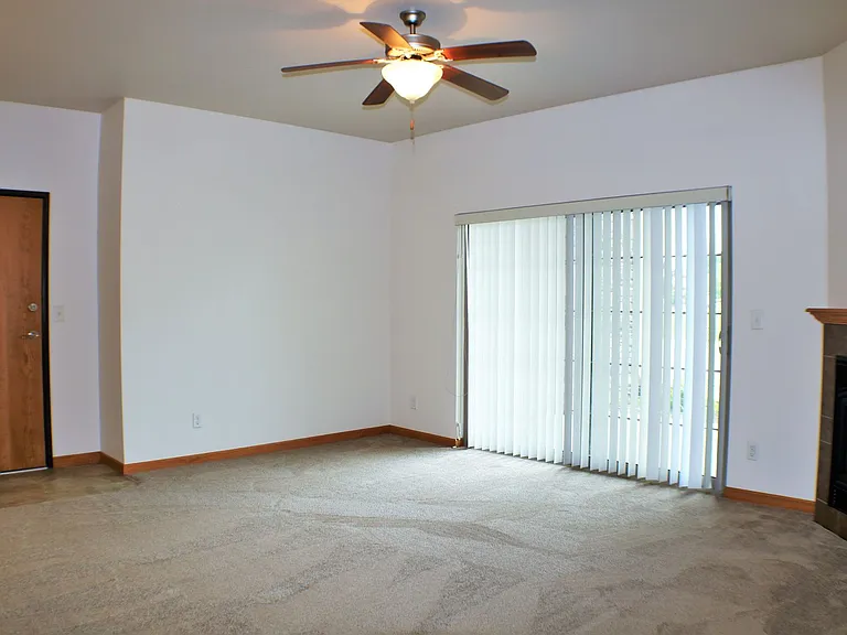 510 Pond View Drive — Photo 14