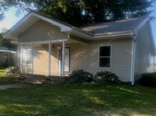 609 W Main St, Bruceville, IN 47516