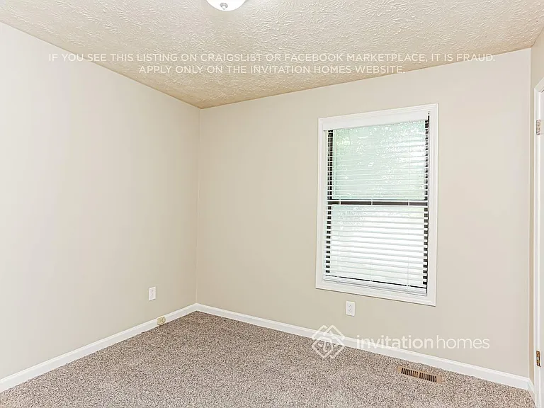 4821 Chapelle Ct — Photo 12