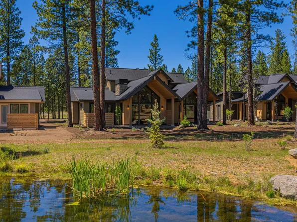 56449 Elk Run Dr #32, Bend, OR 97707