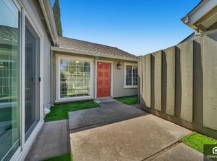 5680 Hollyleaf Ln, San Jose, CA 95118