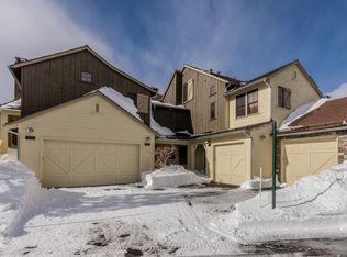 1135 Pyramid Peak Dr APT 1135, Mammoth Lakes, CA 93546