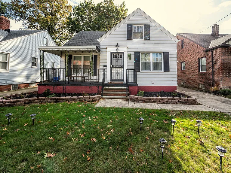 3722 Bainbridge Rd — Photo 35