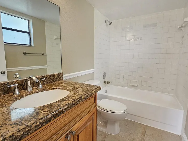 1440 Windorah Way #B — Photo 16