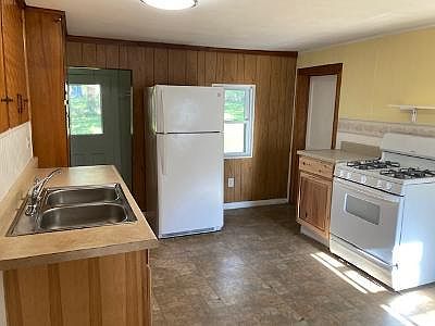 2nd image of 4346 New Seneca Tpke