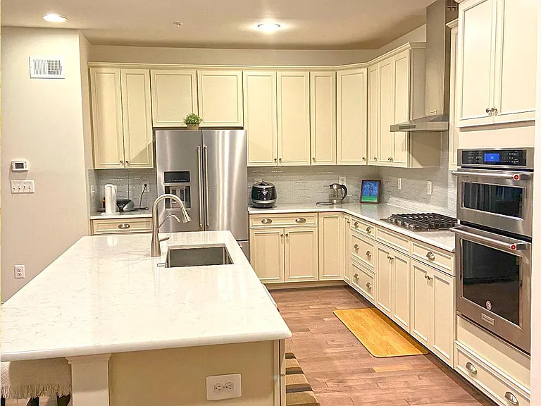 3332 Burton Dr — Photo 40