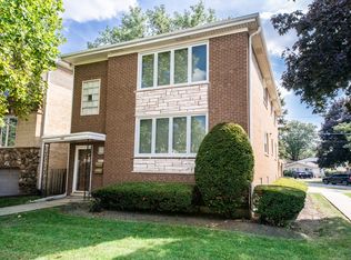 1316 N Northwest Hwy, Park Ridge, IL 60068