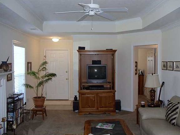 5th image of 8700 Hallwood Dr