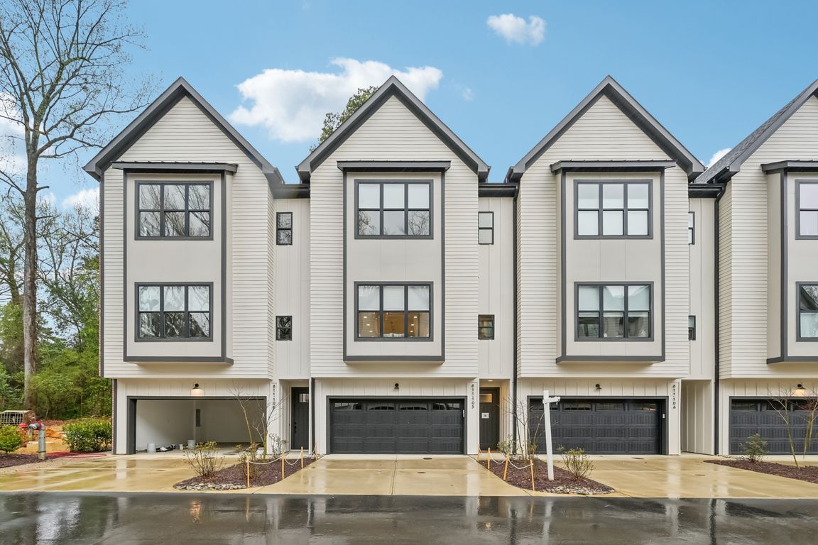 Maple Berry Ln-S1303-001.jpg
