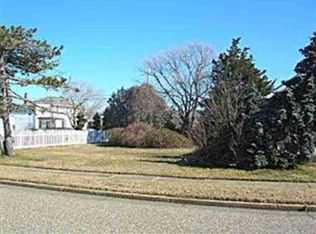211 20th St S, Brigantine, NJ 08203