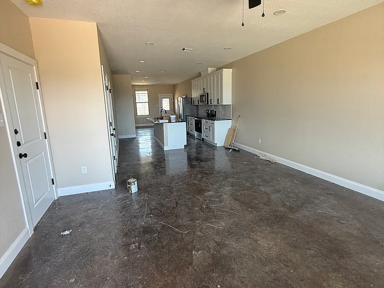 703 Sugar Mill Ct #703 — Photo 2