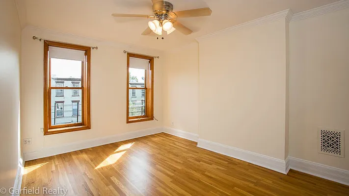 Rented by Garfield Realty  | media 29