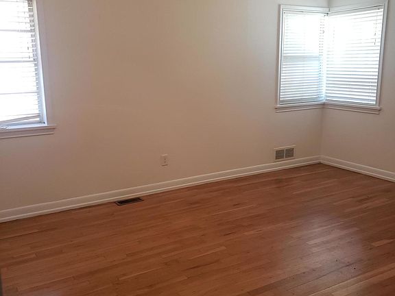 3rd image of 2508 5th Ave