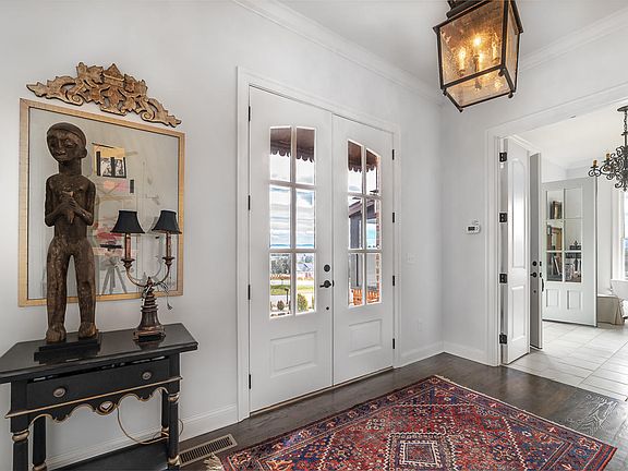5th image of 15 Rose Crest Ln