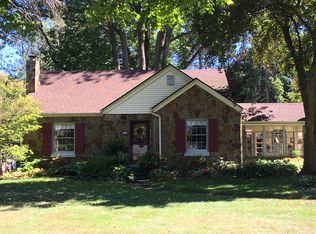 740 N Kalamazoo Ave, Marshall, MI 49068