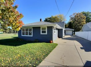 N9017 Lakeshore Dr, Van Dyne, WI 54979