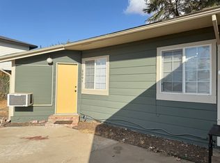 509 N Valencia Blvd, Woodlake, CA 93286