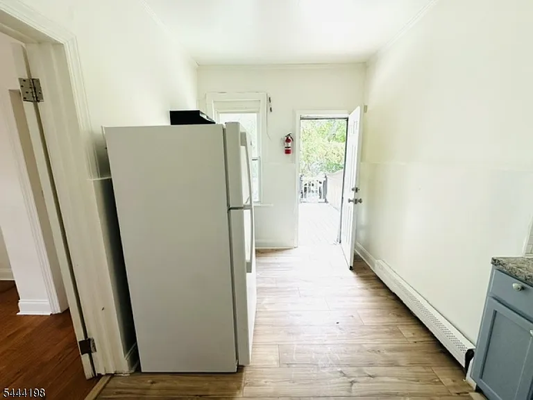 78 Fern Ave — Photo 8