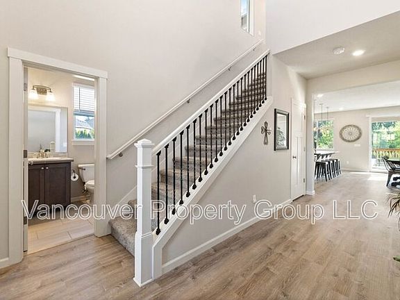 3rd image of 17903 NE 78th Way