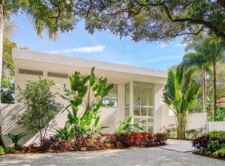 1320 Point Crisp Rd, Sarasota, FL 34242