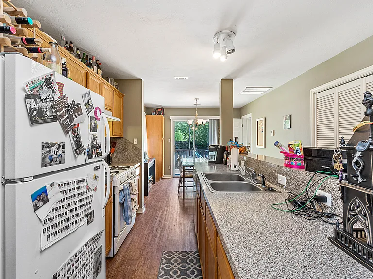 2413 Pintail Loop — Photo 8