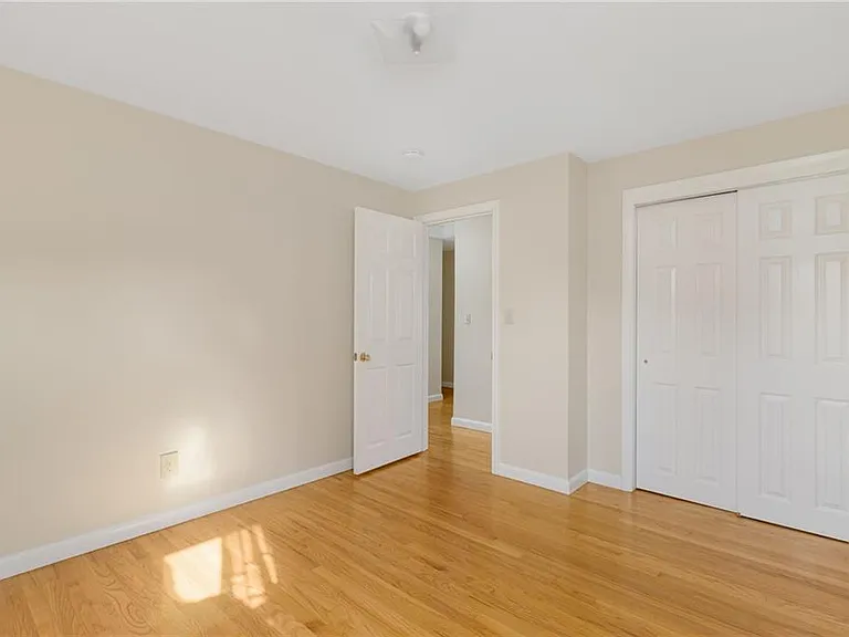9 Chestnut Hill Rd #B — Photo 17