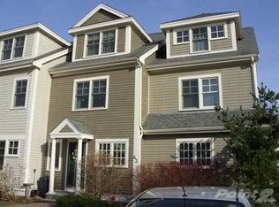 43 Intrepid Cir, Marblehead, MA 01945
