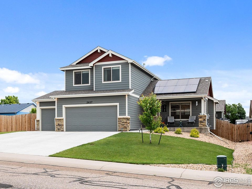 1st image of 2627 Hawk Dr