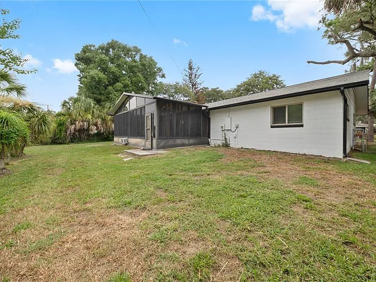 2662 Derbyshire Rd — Photo 21