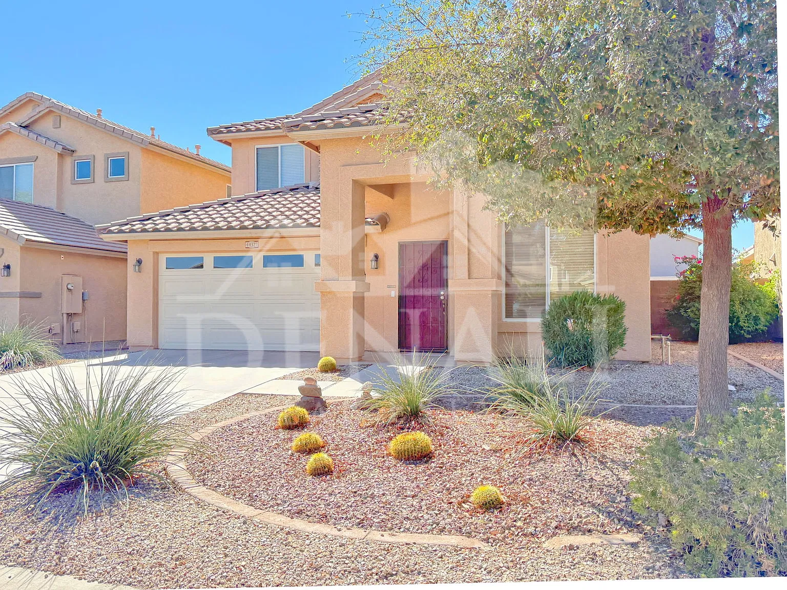 4 bed, 2.5 bath, 2627 sqft, $2,200 — Photo 2