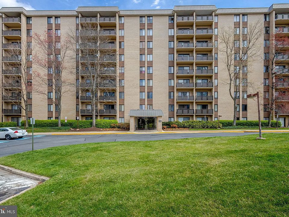 1st image of 3100 S Manchester St APT 705