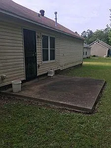 10001 Stillman Dr — Photo 10