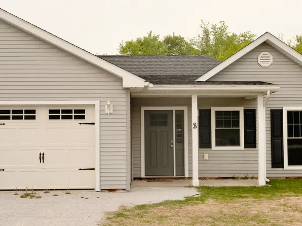 100 Jay Bird Ln #B, Swanton, VT 05488
