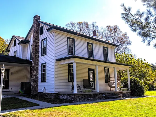 5269 Trout Run Ln, Spruce Creek, PA 16683