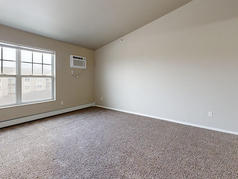 Timber Cove Apartments — Photo 24