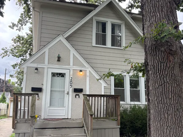 209 W Dudley St #1, Maumee, OH 43537