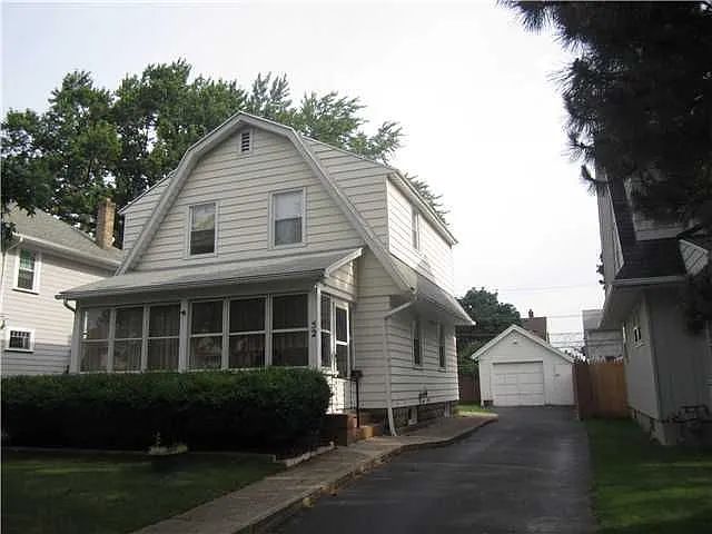 52 Maynard St photo 1
