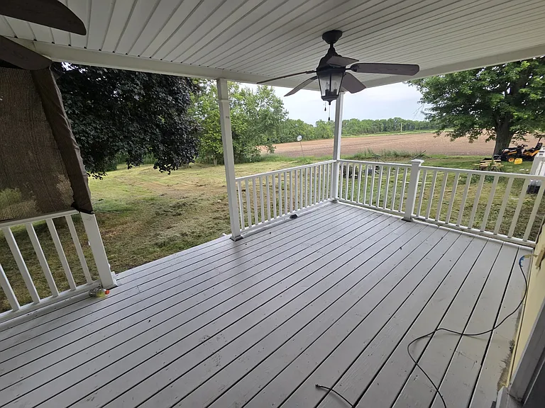 1491 Middle Rd — Photo 8