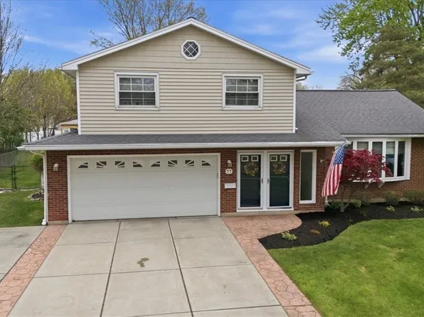 77 Willow Ln, Amherst, NY 14228