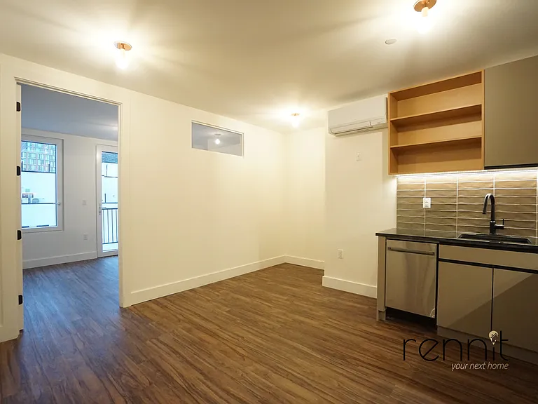 26-24 4th St #638A — Photo 5