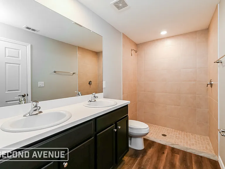 106 Baldur Dr — Photo 11