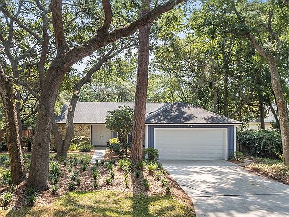 2nd image of 757 Sandy Oaks Ct