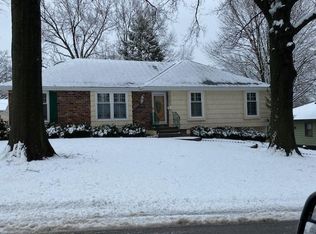 3905 S Woodbury St, Independence, MO 64055